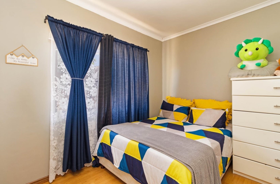 2 Bedroom Property for Sale in Parklands Western Cape